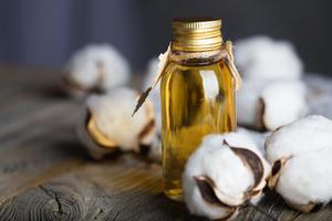 Wholesale Factory Manufacturer Of Cottonseed <b>Carrier</b> <b>Oil</b> 100% Pure And Natural Therapeutic Cottonseed <b>Carrier</b> <b>Oil</b> From India - Product Image 6