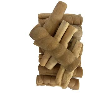 Rouleaux de joues de buffle à l'eau biologique à haute teneur en protéines, dégustation de bœuf, mâche pour chien améliorant la santé buccale et sans danger pour les aliments - Product Image 1