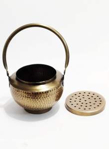 Quemador de Incienso Dhuni de Latón Hecho a Mano, Quemador Tradicional Indio de Dhoop y Hawan para el Hogar y el Templo - Product Image 5