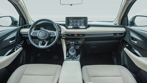 TOYOTA YARIS SEDAN YX 1.3L essence 2023 - Product Image 4