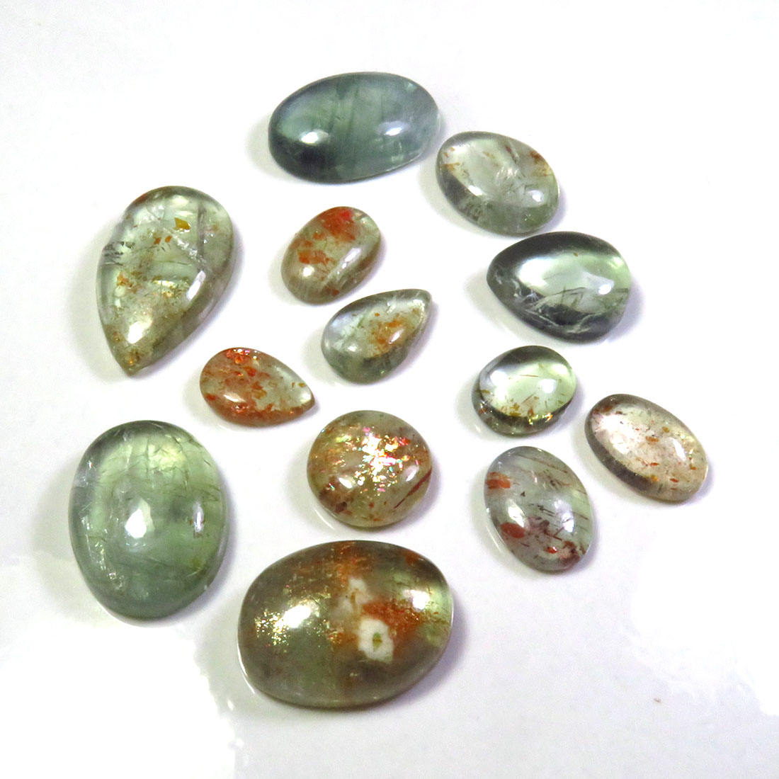 สีเขียว