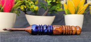 Ganchos de ganchillo de resina epoxi hechos a mano Mezcla de madera Aguja de ganchillo ergonómica 3mm a 12mm Diferentes tamaños Aguja de tejer con mango suave - Product Image 3