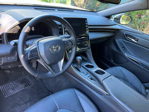 Toyota Avalon 2021 Usado en Buen Estado, Volante a la Izquierda - Product Image 2