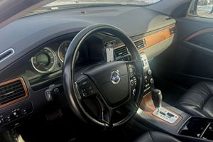 VOLVO XC70 3.2 AWD 2010 USADO, Volante a la Izquierda/Derecha - Product Image 2