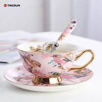 Ensemble élégant de tasse et soucoupe en porcelaine fine écologique 200 ml pour une expérience de thé de l'après-midi de luxe