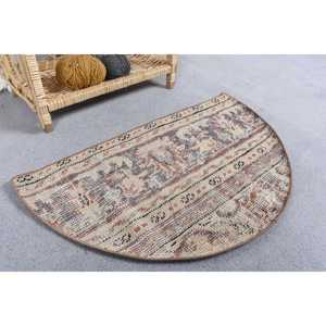 พรมวินเทจสไตล์ตุรกี, พรมทรงกลมขนาด 1.5x2.5 ฟุต, พรมสีเบจไล่เฉด - Product Image 2