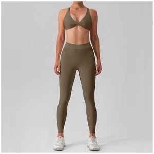 Vente en gros, ensemble fitness personnalisé avec impression réversible, soutien-gorge de sport respirant avec bretelles dans le dos, legging XL à la taille et avec cordon de serrage - Product Image 4