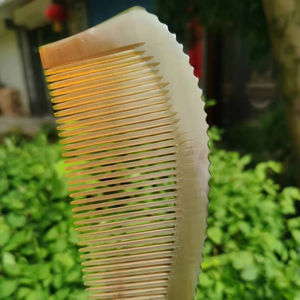Peine de pelo de cuerno de búfalo de calidad superior ecológico hecho a mano 100%, técnica pulida, diseño de hoja, Animal náutico de una sola pieza - Product Image 4