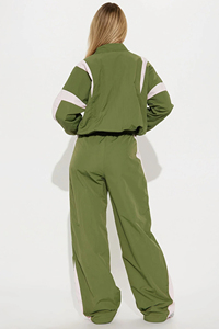 Ensemble de jogging Hip Hop en nylon léger pour femmes 2 pièces veste à glissière surdimensionnée pantalon Color Block Design en gros pour l'hiver - Product Image 5