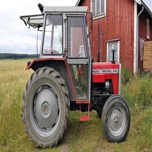 Tracteur Massey Ferguson 240 4WD neuf état excellent pour une utilisation agricole grande forme avec composants d'engrenage moteur central - Product Image 1