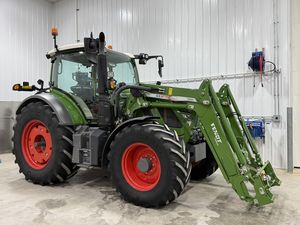 รถแทรกเตอร์ฟาร์ม Fendt 516 Vario 160 แรงม้า ขับเคลื่อน 4 ล้อ เครื่องยนต์ดีเซล พร้อมห้องโดยสาร ระบบเกียร์แบบส่งกำลัง  สำหรับงานหนัก - Product Image 6