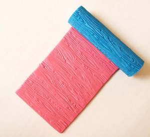 Rodillo con textura de rama de madera de alta calidad al mejor precio en la India directamente del fabricante para proyectos artesanales - Product Image 1