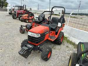 2016 KUBOTA L3901 Tractor usado - Product Image 5