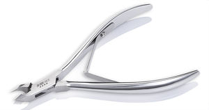 NGHIA OMI CB-202C Cortacutículas de Acero Inoxidable Cromado con Doble Resorte y Tamaños de Mandíbula de 12/14/16 mm - Product Image 1