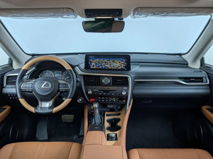 Lexus R-X 3-0-0 SUV Usado del 2022 con Motor de Gasolina, Tracción en las Cuatro Ruedas, Asientos de Cuero, Neumáticos R18, Control de Crucero, Dimensiones - Product Image 3