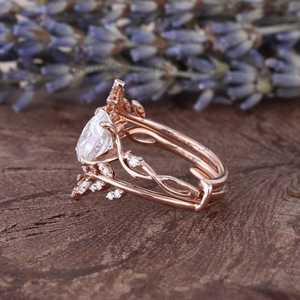 Anillo de Compromiso Vintage Elegante, Anillo de Bodas Chapado en Oro Rosa de 10K/14K/18K con Moissanita Creada en Laboratorio, Corte Ovalado, Diseño de Rama, GIA - Product Image 5