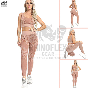 Diseño único de alta calidad de secado rápido Mujeres Yoga Set Servicios OEM Precio razonable Conjuntos de yoga para damas - Product Image 5