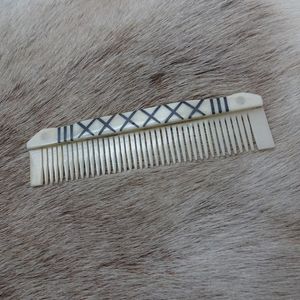 Viking Buffalo Bone Hair Peigne Nouveau Design 100% Haute Qualité pour la Maison ou le Voyage Logo Personnalisé - Product Image 1