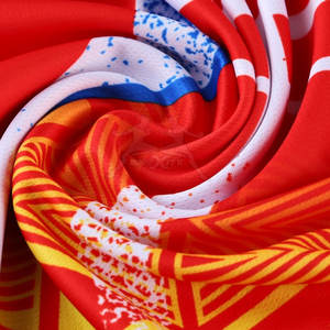 Conjunto de uniforme de fútbol personalizado para equipo con nombre y número camiseta de fútbol transpirable y pantalones cortos - Product Image 6