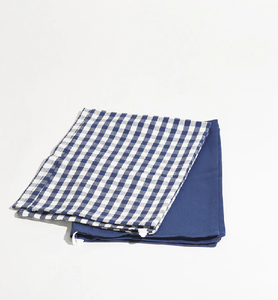 Serviette de cuisine en coton à motif floral rose, tissage gaufré, unique, disponible à prix de gros - Product Image 4