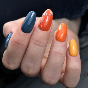 UV LED Gel Polish Couleur-Fabriqué en EU - CPNP - Orange - Gel Polish 194. 12ml-Ongles mystiques - Product Image 3