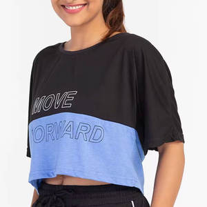 T-shirts pour filles OEM épais 200gsm 100% coton Impression personnalisée Hauts courts surdimensionnés T-shirt ajusté pour femmes - Product Image 3