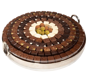 Décoration de table au design moderne Plateau de service pour bonbons au chocolat Plateau de service pour chocolat fini en métal argenté de qualité supérieure - Product Image 4