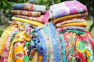 Wholesale Lot of Indian Vintage Cotton Kantha <b>Quilts</b> Handmade Sari Kantha <b>Throw</b> Blankets Beautiful Bohemian Bedding Blankets - Product Image 2