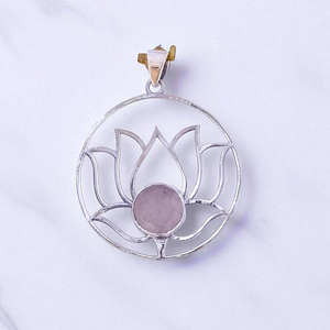 Colgante de Loto en Plata de Ley 925 con Piedra Preciosa Natural, Regalo para Ella - Product Image 3