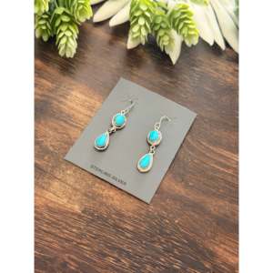 Pendientes Colgantes Tricia Smith Kingman, Turquesa y Plata de Ley, Diseño de Gota de Agua - Product Image 3