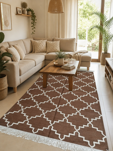 Alfombra Decorativa Reversible Hecha a Mano de Algodón Dhurrie, Color Marrón Tierra, con Diseño de Rejilla de Diamantes y Flecos de Borlas para Sala de Estar - Product Image 2