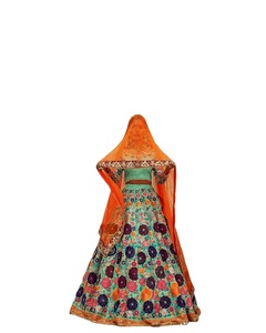 Lehenga Choli para eventos de boda Mehandi 2025 vestido de colección con combinación multicolor trajes de diseño indio y pakistaní - Product Image 6