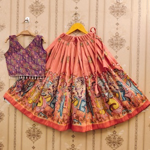 Conjunto de Lehenga Choli con Dupatta para Niñas de Shoryam Fashion |   Ropa Étnica Infantil de Poliéster Estampada en Naranja Melocotón para Diwali, Bodas y Fiestas - Product Image 3