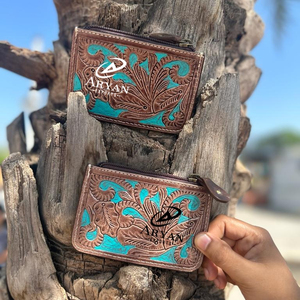 Le plus récent porte-monnaie usiné à la main sculpture petite taille porte-monnaie multi-usages pochettes en cuir occidental portefeuille de vente chaude pour les femmes - Product Image 1