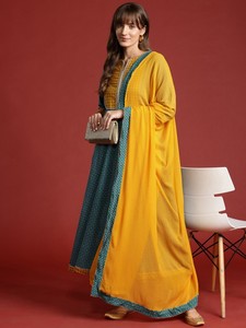 Traje indio pakistaní para mujer con estampado de motivos étnicos, kurta de algodón puro con pantalones y dupatta - Product Image 6
