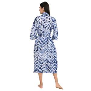 Kimono de Verano con Estampado Batik Azul Blanco, Hecho a Mano en India, Estilo Boho, de Algodón Puro, para Usar como Traje de Baño - Product Image 6