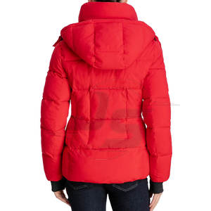 Diseño personalizado 2025 nuevo estilo chaquetas acolchadas para mujer tejido transpirable 100% poliéster relleno sombrero desmontable bajo pedido mínimo - Product Image 3