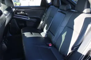 SU BA RU SOLTERRA TOURING 2023 d'occasion, conduite à gauche/droite - Product Image 2