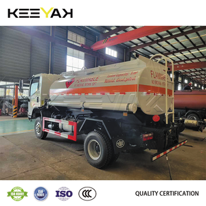 FAW Camión cisterna de aceite 5CBM 4X2 Diesel Gasolina 5000 litros Tanque de combustible Camión Cummins Motor Opcional Fábrica Dirce Suministro para la venta - Product Image 4