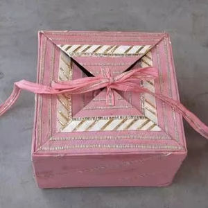 กล่องของขวัญแฮนด์เมดแบบพรีเมี่ยมเป็นมิตรกับสิ่งแวดล้อมเหมาะสำหรับเป็นของขวัญเทศกาลหรือของใช้ส่วนตัว - Product Image 6