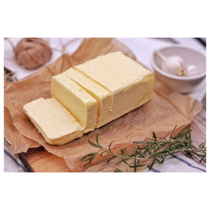 Mantequilla orgánica rica con bondad alimentada con pasto Una opción saludable y natural para su cocina - Product Image 1