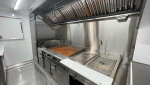 Meilleure offre pour un camion alimentaire de 15,7 pieds entièrement équipé, de haute qualité, avec double essieu tandem, carrosserie en aluminium et alimentation intégrée pour utilisation en extérieur - Product Image 6