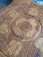 Table en bois massif, portable, d'extérieur, fabriquée à la main au Pakistan, avec plateau en bois et support pliable, meubles sculptés à la main de qualité supérieure