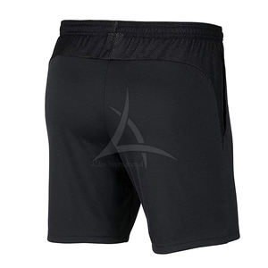 กางเกงขาสั้นฟุตบอลชายพร้อมดีไซน์สั่งทำพิเศษ คุณภาพสูง น้ำหนักเบา ระบายอากาศได้ดี ผลิตจากโพลีเอสเตอร์ 100% สำหรับการแข่งขัน - Product Image 6