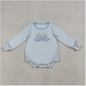 Combinaison pour bébé fille bleue avec nœuds brodés LR2917 - Product Image 3