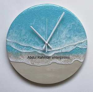 Horloge murale moderne en résine brillante, idéale pour l'affichage contemporain d'aiguilles à quartz dans le couloir ou l'entrée pour le salon - Product Image 4