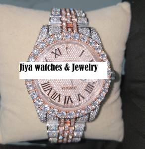 Montre de luxe en acier inoxydable sertie de diamants Moissanite, style romain, fonction date analogique, mouvement mécanique Miyota, verre serti de pierres. - Product Image 3