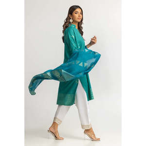 Blusa de Mujer en Jacquard Teñido Azul Menta con Dupatta, Camisa Elegante - Product Image 4