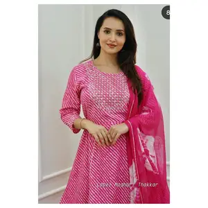 Meilleur prix disponible Robe Kurti avec type de robe et longueur au genou en pur coton disponible en vrac auprès du fournisseur indien