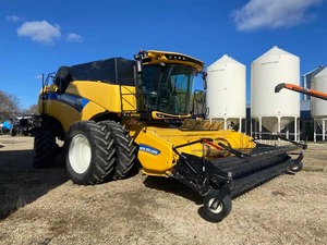 Moissonneuse-batteuse d'occasion 2022 neuve et Hollandd CX8.80 à vendre - Product Image 6